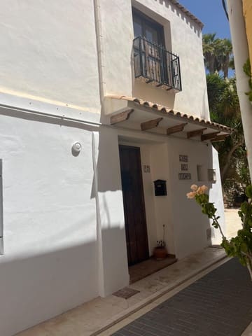 2 bedroom Townhouse for sale in La Villajoyosa / Vila Joiosa - € 330,000 (Ref: 9920538)