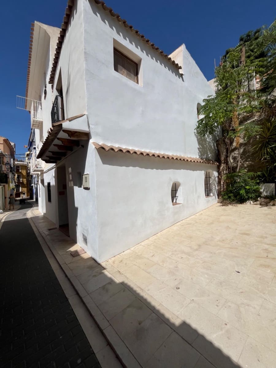 2 bedroom Townhouse for sale in La Villajoyosa / Vila Joiosa - € 285,000 (Ref: 9920538)
