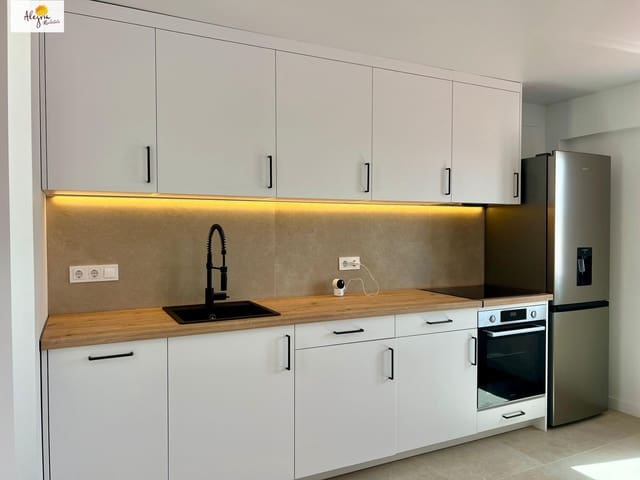 3 soverom Penthouse til salgs i Manises - € 235 000 (Ref: 9929487)