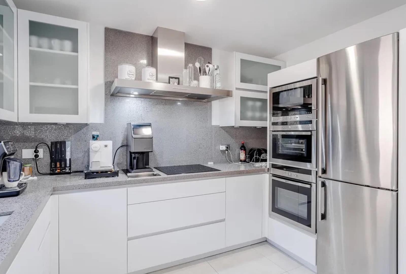 4 soverom Villa til salgs i Moraira med svømmebasseng garasje - € 1 780 000 (Ref: 9936474)
