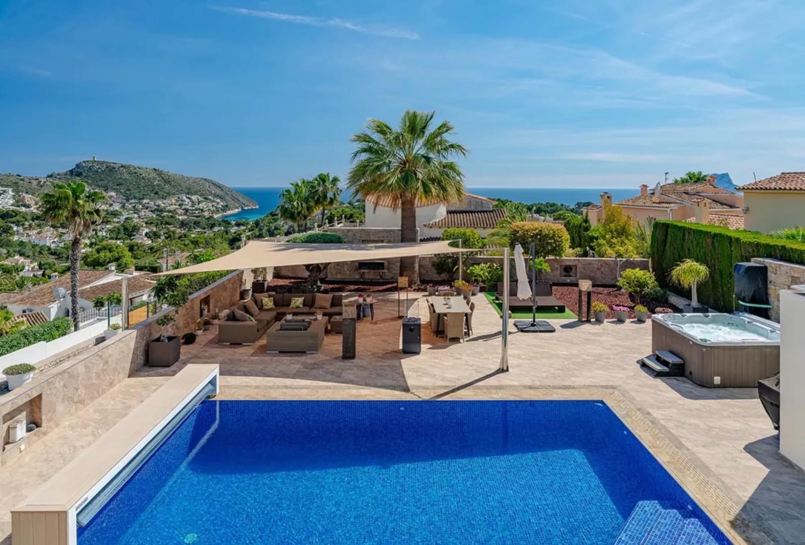 4 soverom Villa til salgs i Moraira med svømmebasseng garasje - € 1 780 000 (Ref: 9936474)