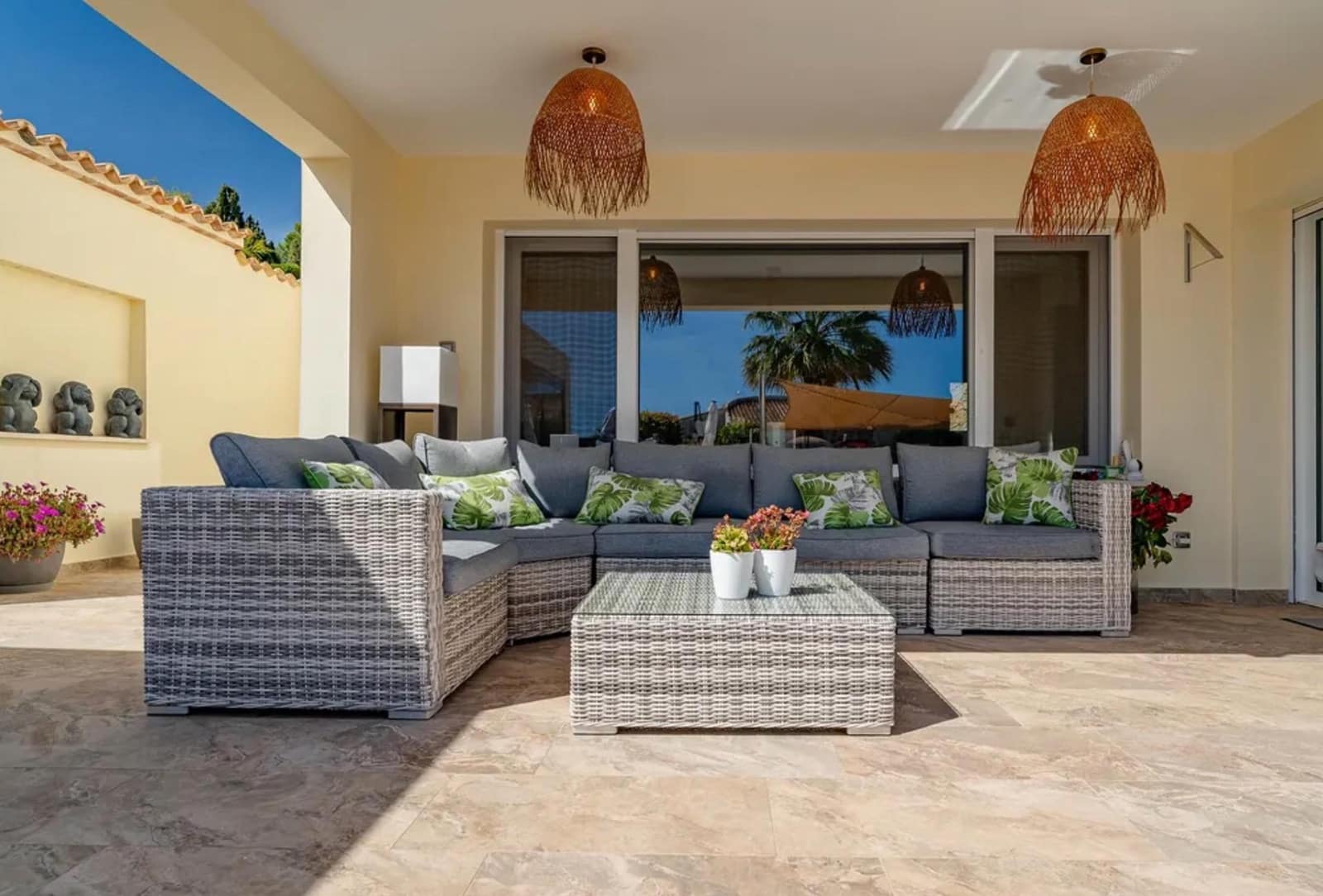 4 soverom Villa til salgs i Moraira med svømmebasseng garasje - € 1 780 000 (Ref: 9936474)