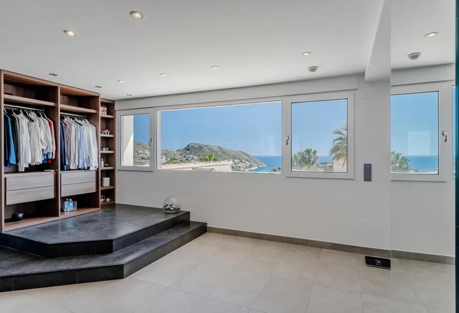 4 soverom Villa til salgs i Moraira med svømmebasseng garasje - € 1 780 000 (Ref: 9936474)