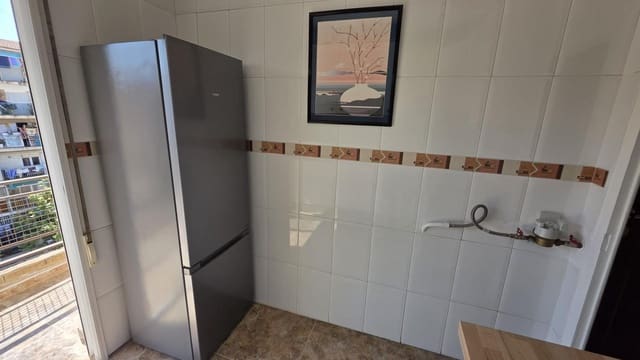 3 quarto Apartamento para arrendar em Alicante cidade - 850 € (Ref: 9938300)