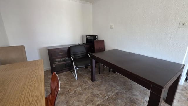 3 quarto Apartamento para arrendar em Alicante cidade - 850 € (Ref: 9938300)