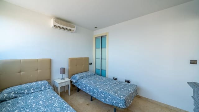 2 soveværelse Penthouse til salg i Alicante by - € 850.000 (Ref: 9938303)