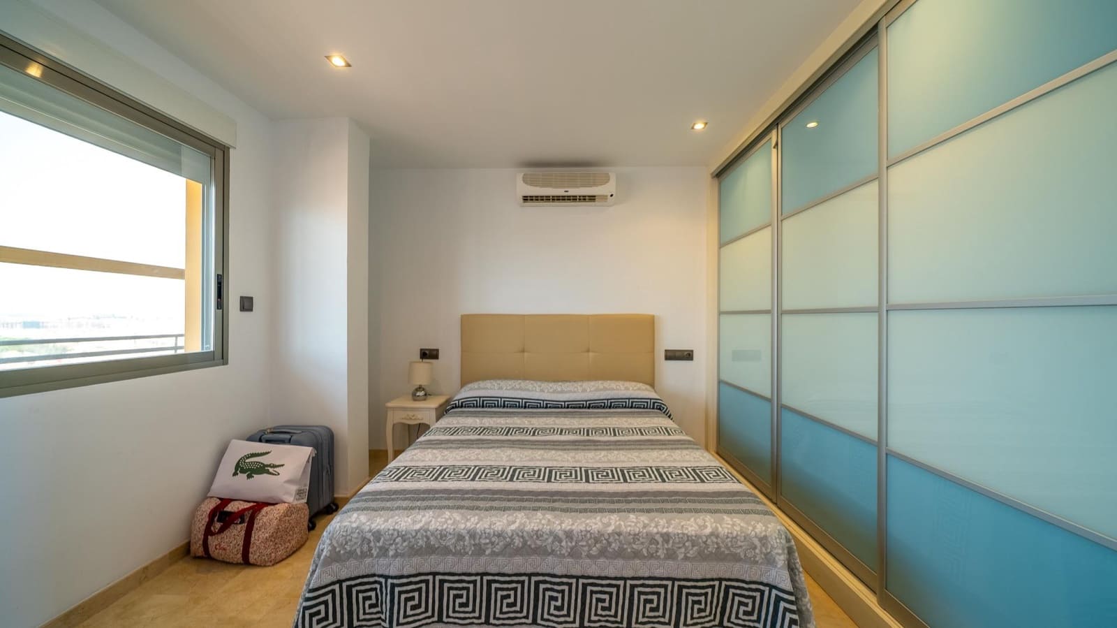 2 soveværelse Penthouse til salg i Alicante by - € 850.000 (Ref: 9938303)