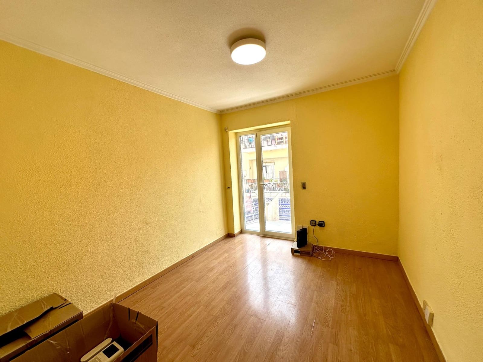 3 bedroom Apartment for sale in Alicante / Alacant city - € 168,000 (Ref: 9940065)