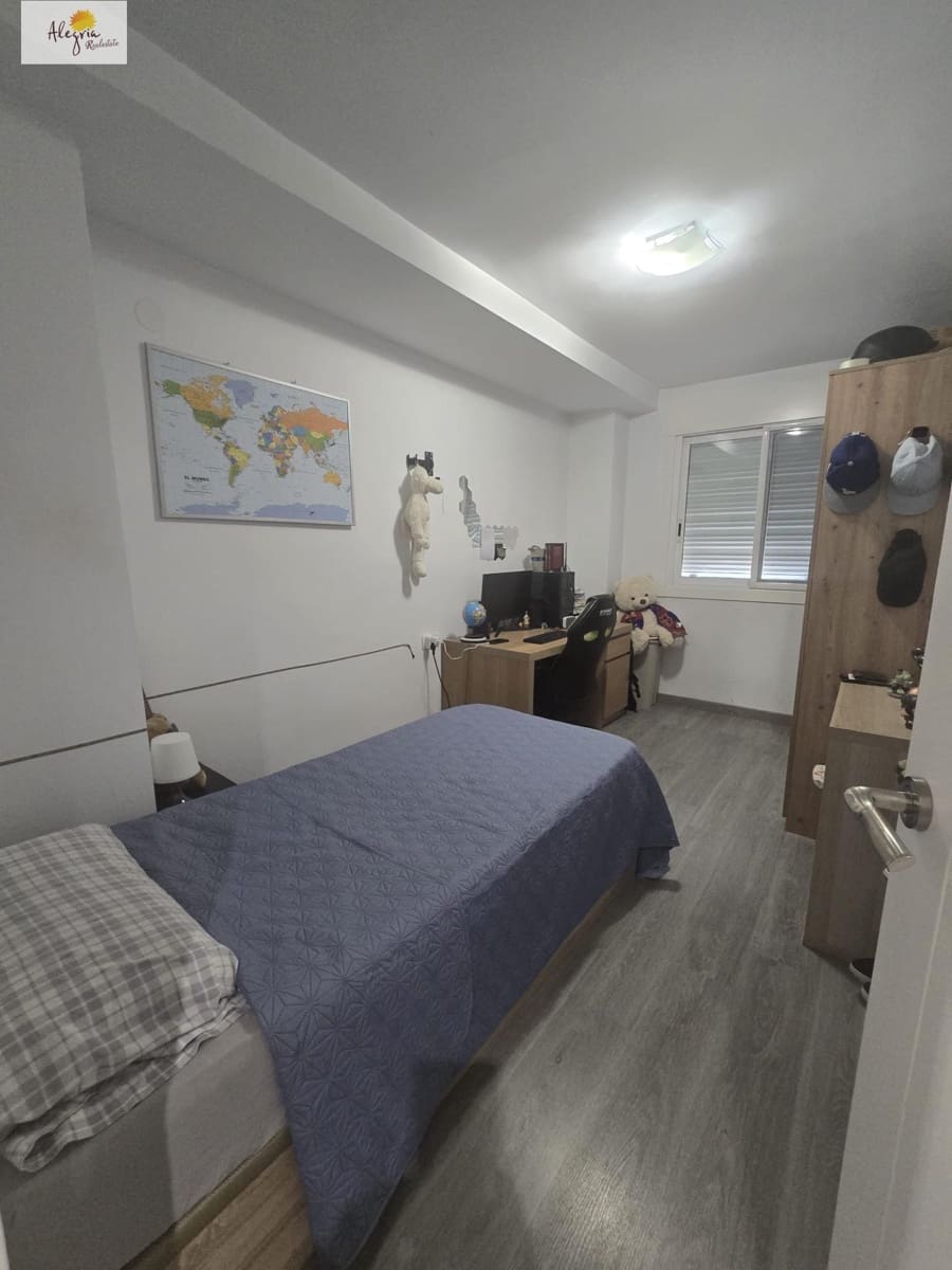 4 camera da letto Appartamento in vendita in Paterna con piscina - 345.000 € (Rif: 9942614)