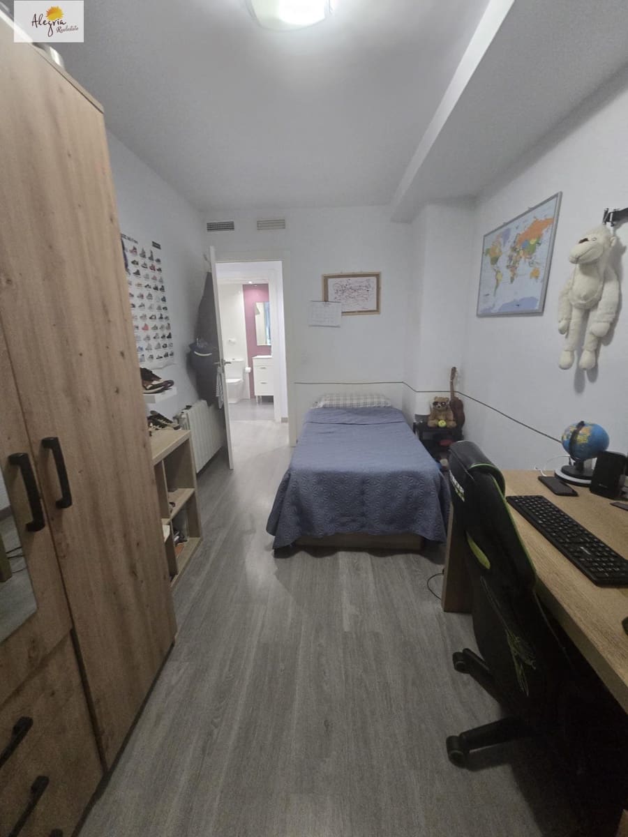4 camera da letto Appartamento in vendita in Paterna con piscina - 345.000 € (Rif: 9942614)