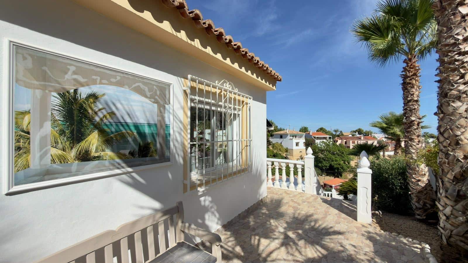 4 bedroom Villa for sale in La Nucia with pool garage - € 525,000 (Ref: 9945831)
