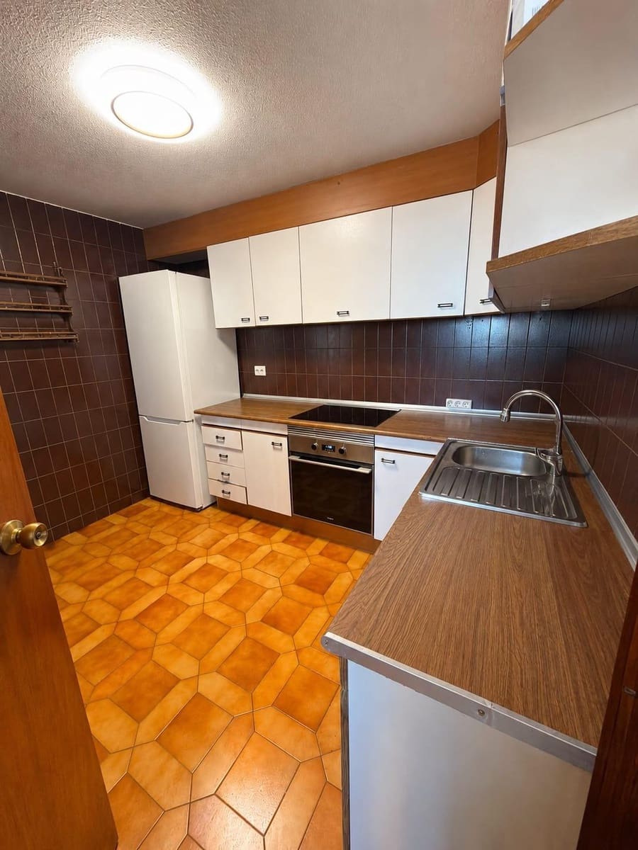 3 soveværelse Lejlighed til salg i Playa de San Juan med swimmingpool garage - € 495.000 (Ref: 9945832)