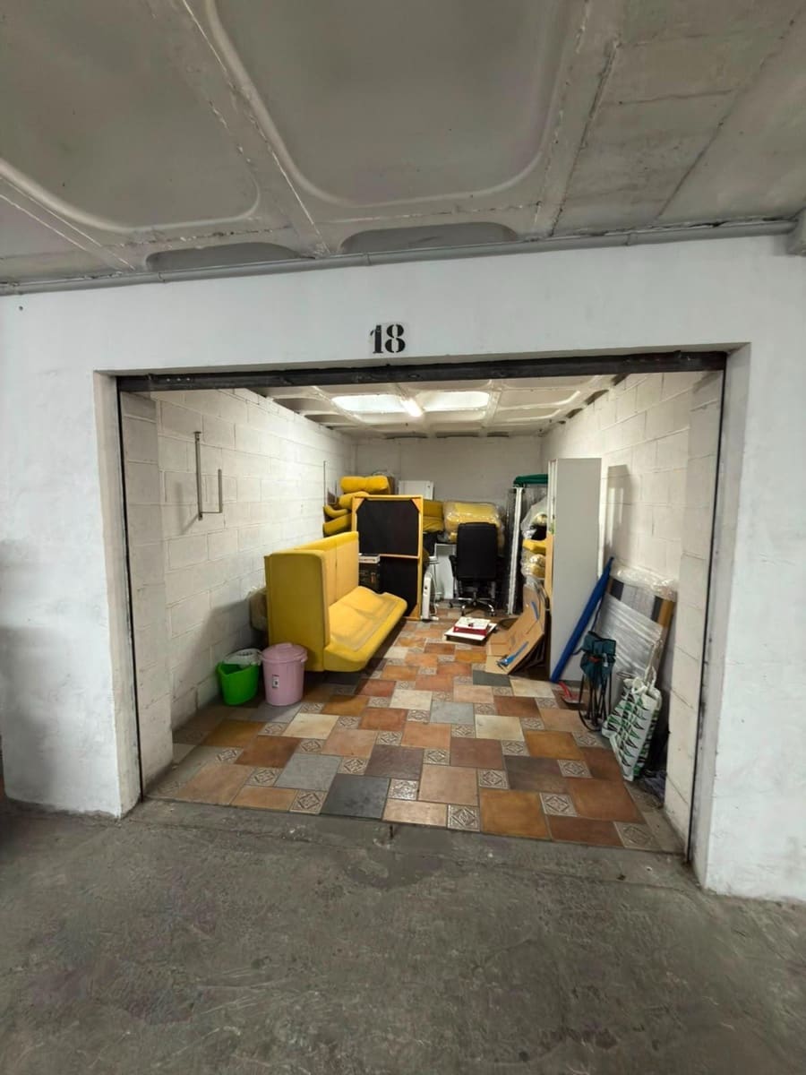 3 soveværelse Lejlighed til salg i Playa de San Juan med swimmingpool garage - € 495.000 (Ref: 9945832)