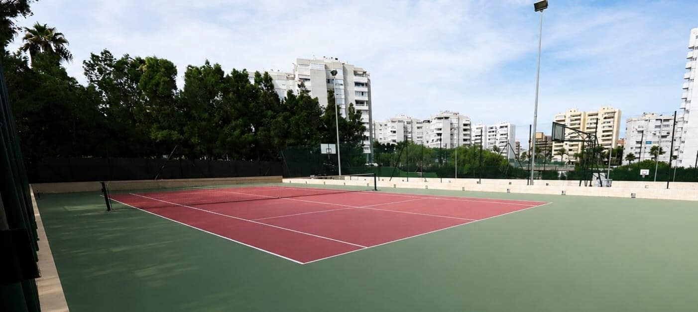 3 soveværelse Lejlighed til salg i Playa de San Juan med swimmingpool garage - € 495.000 (Ref: 9945832)