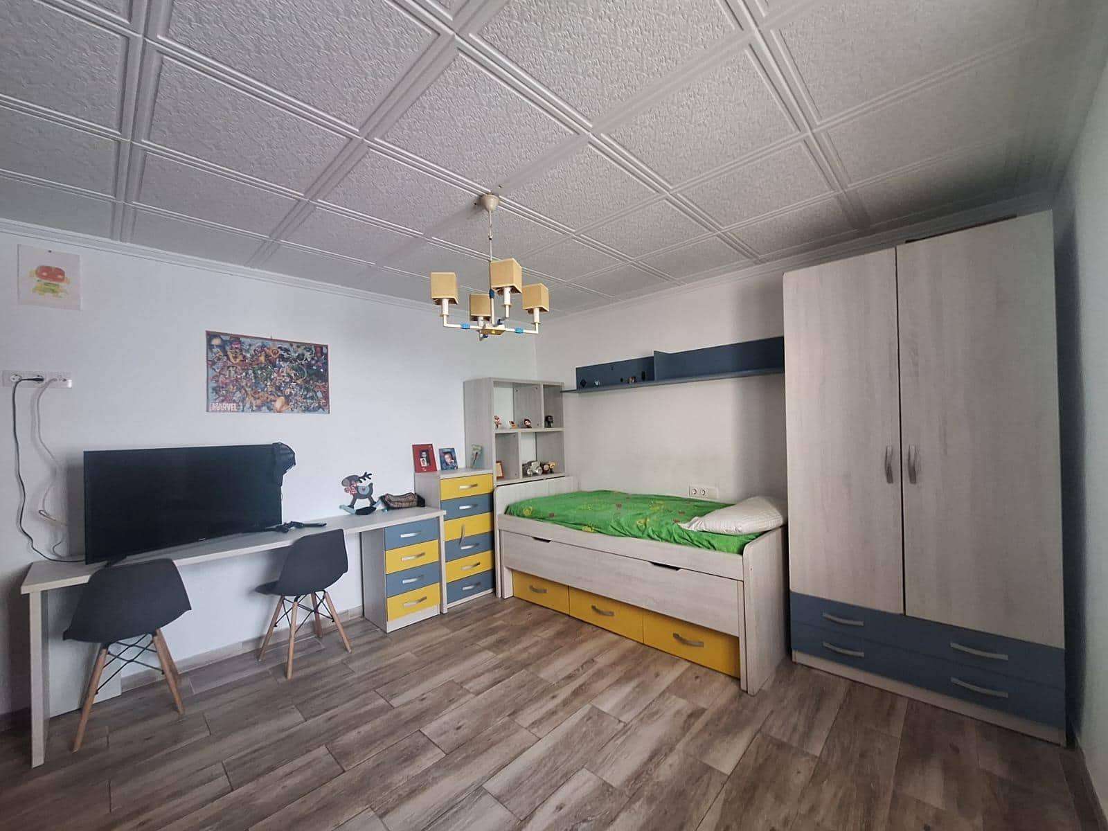 3 soveværelse Lejlighed til salg i Alicante by - € 175.000 (Ref: 9949893)