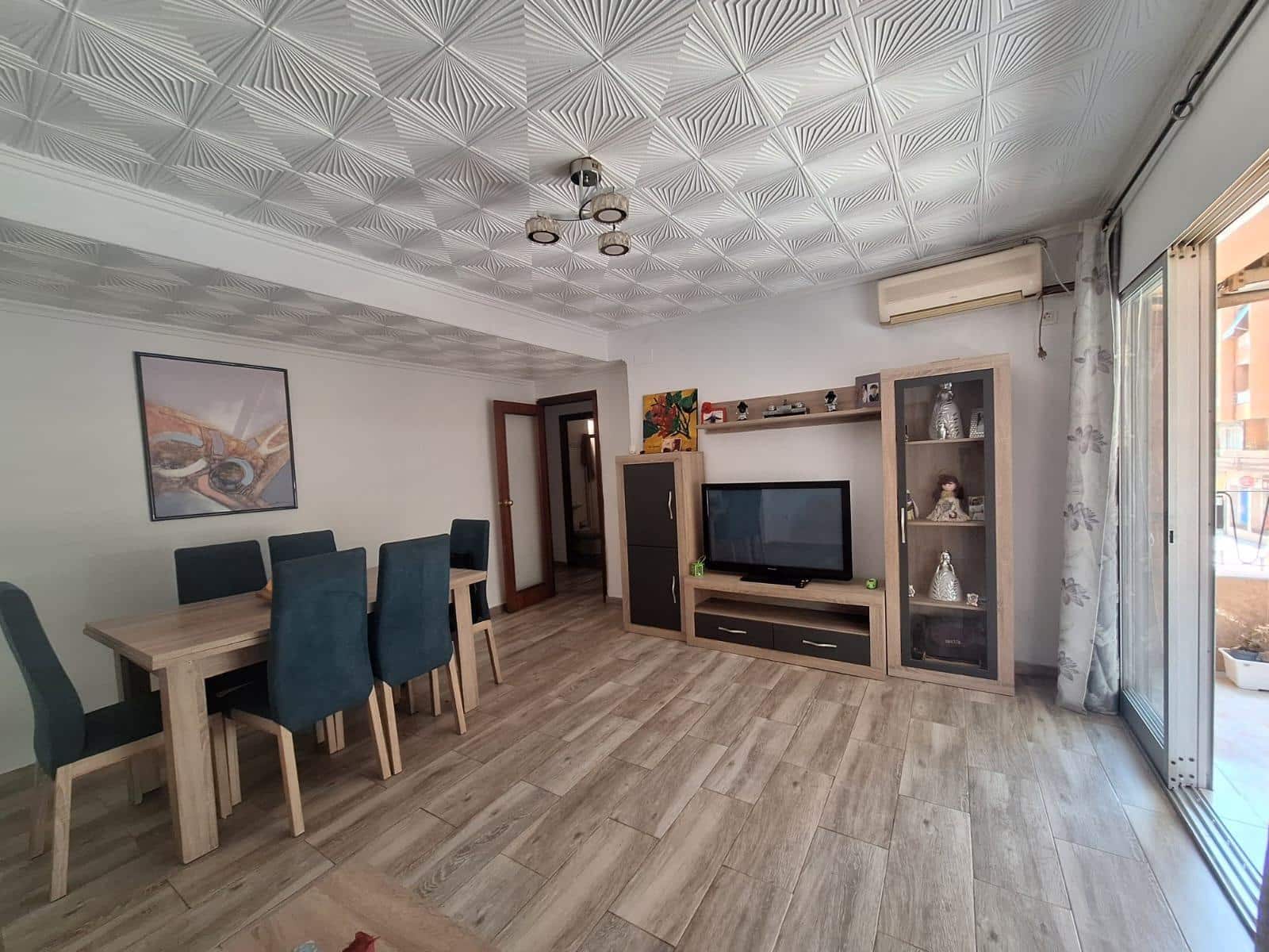 3 soveværelse Lejlighed til salg i Alicante by - € 175.000 (Ref: 9949893)