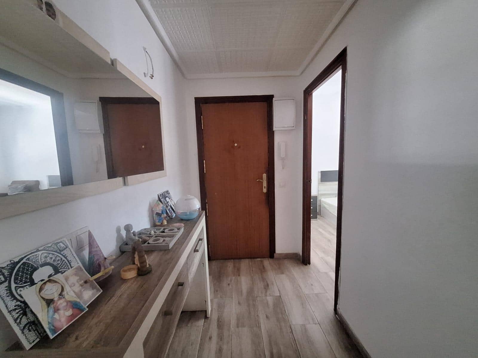 3 soveværelse Lejlighed til salg i Alicante by - € 175.000 (Ref: 9949893)