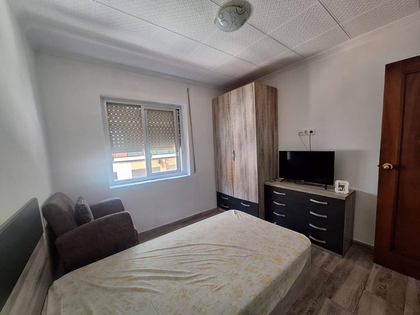 3 soveværelse Lejlighed til salg i Alicante by - € 175.000 (Ref: 9949893)
