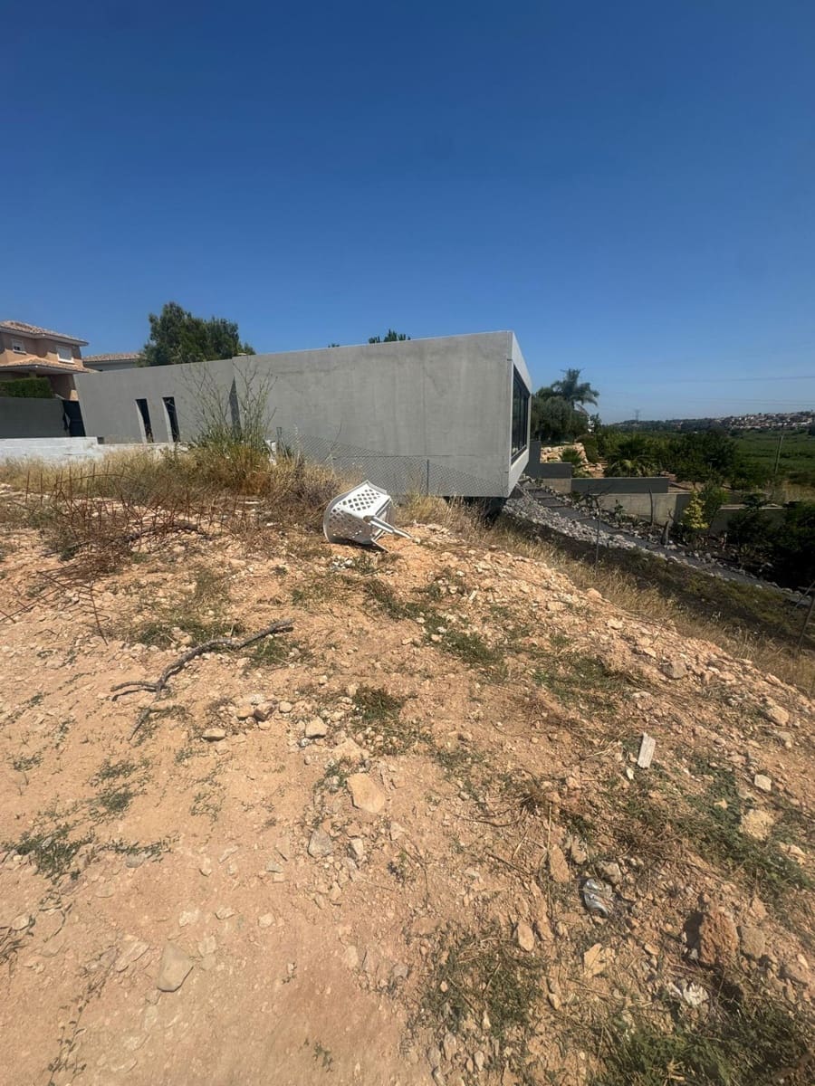 Tomt till salu i Riba-roja de Turia - 259 000 € (Ref: 9955144)