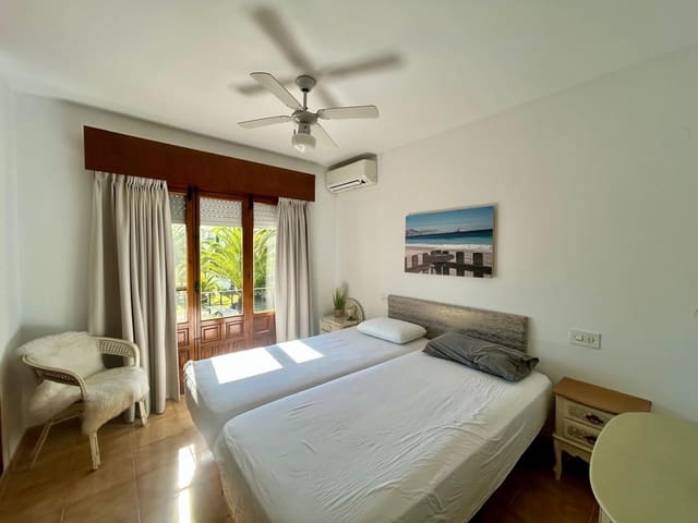 3 chambre Bungalow à vendre à Alfaz del Pi / L'Alfàs del Pi avec piscine - 425 000 € (Ref: 9959863)