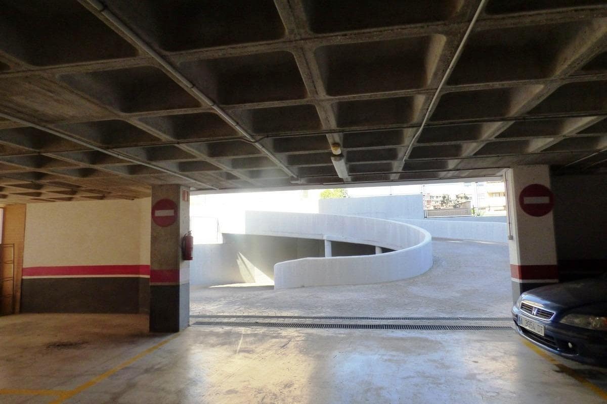 2 bedroom Flat for rent in Playa de San Juan with pool garage - € 1,450 (Ref: 9962789)