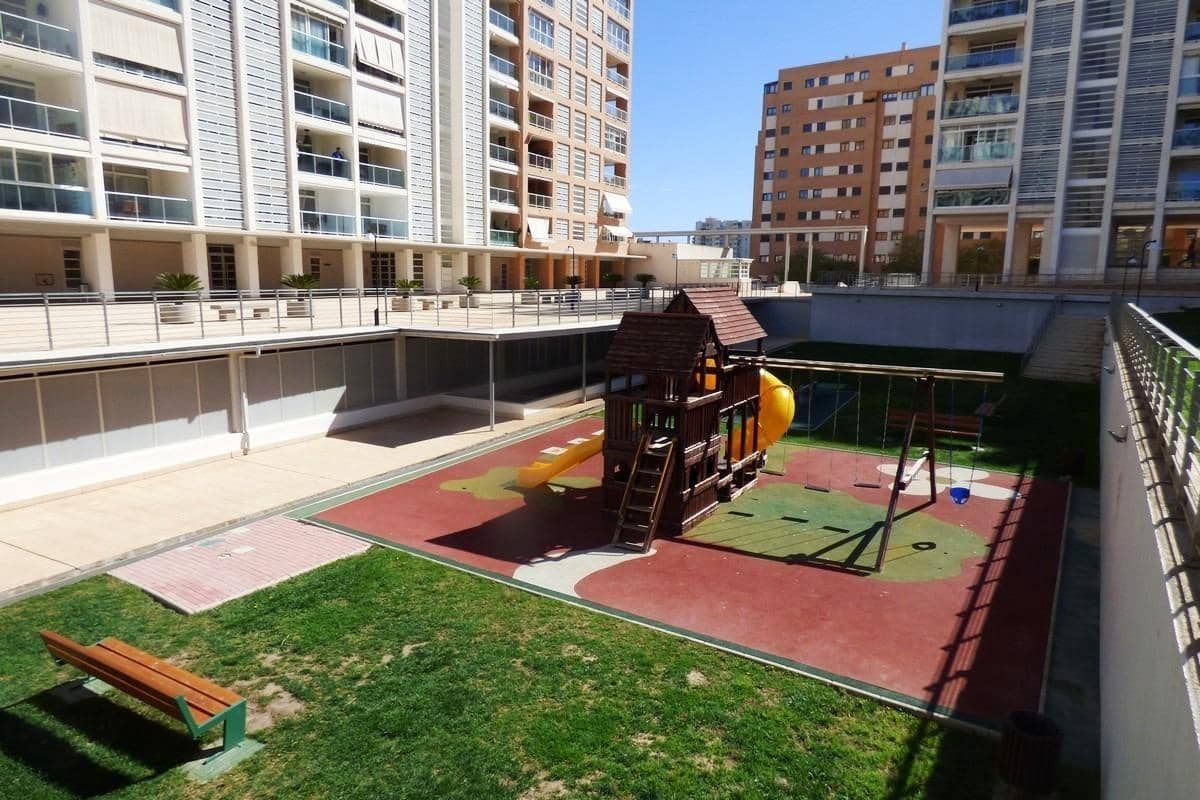 2 bedroom Flat for rent in Playa de San Juan with pool garage - € 1,450 (Ref: 9962789)