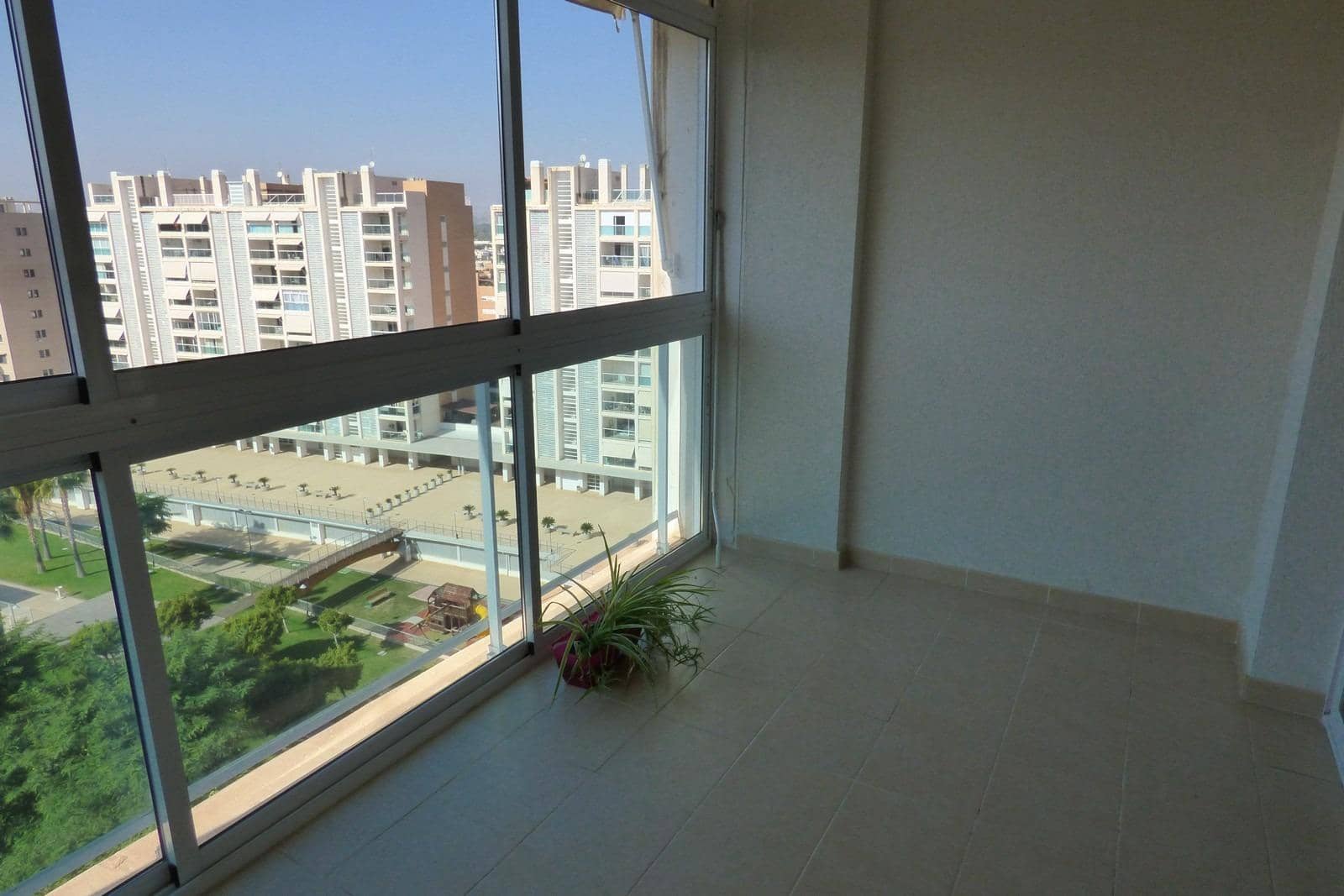 2 bedroom Flat for rent in Playa de San Juan with pool garage - € 1,450 (Ref: 9962789)
