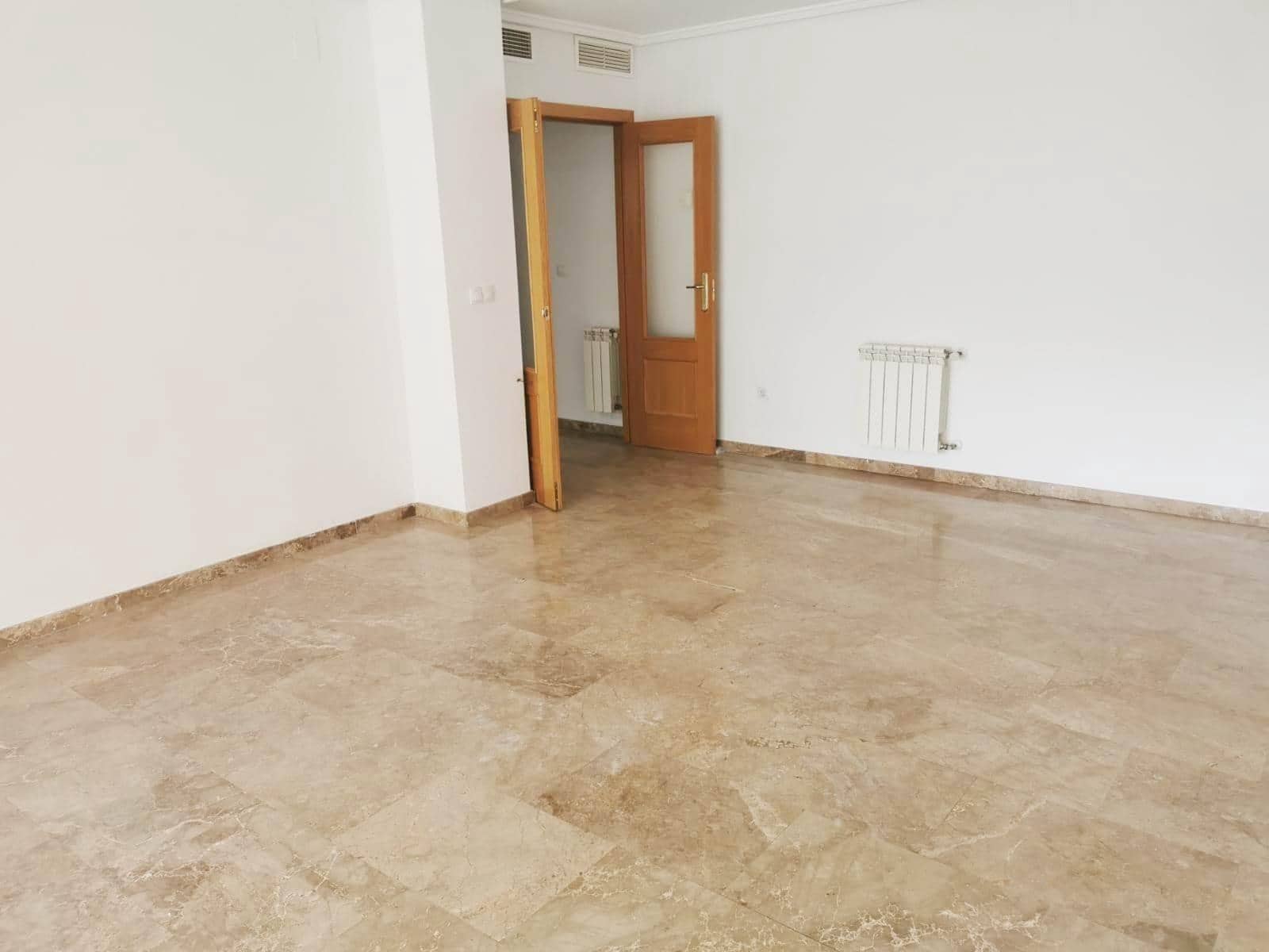 2 bedroom Flat for rent in Playa de San Juan with pool garage - € 1,450 (Ref: 9962789)