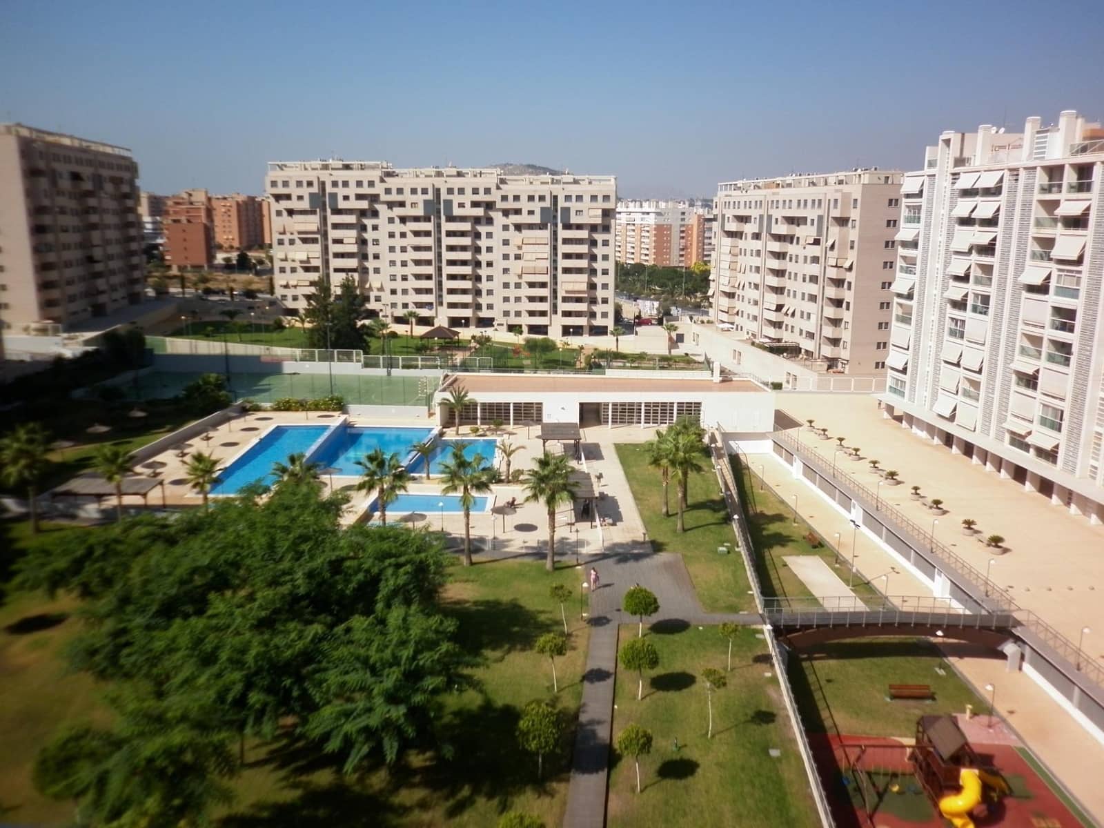 2 bedroom Flat for rent in Playa de San Juan with pool garage - € 1,450 (Ref: 9962789)