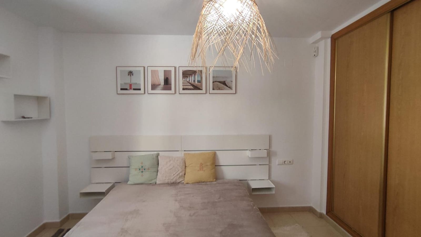 1 soverom Leilighet til leie i Alicante by - € 1 200 (Ref: 9962790)