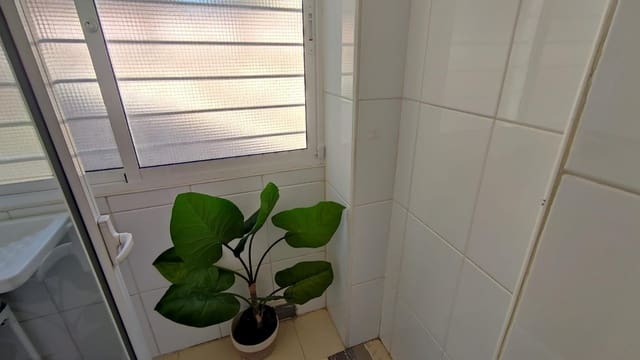 Appartement de 1 chambre à louer à Campoamor - Altozano, Alicante ville - 1 200 € (Ref: 9962790)