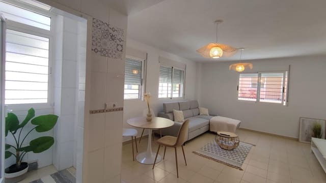 Appartement de 1 chambre à louer à Campoamor - Altozano, Alicante ville - 1 200 € (Ref: 9962790)
