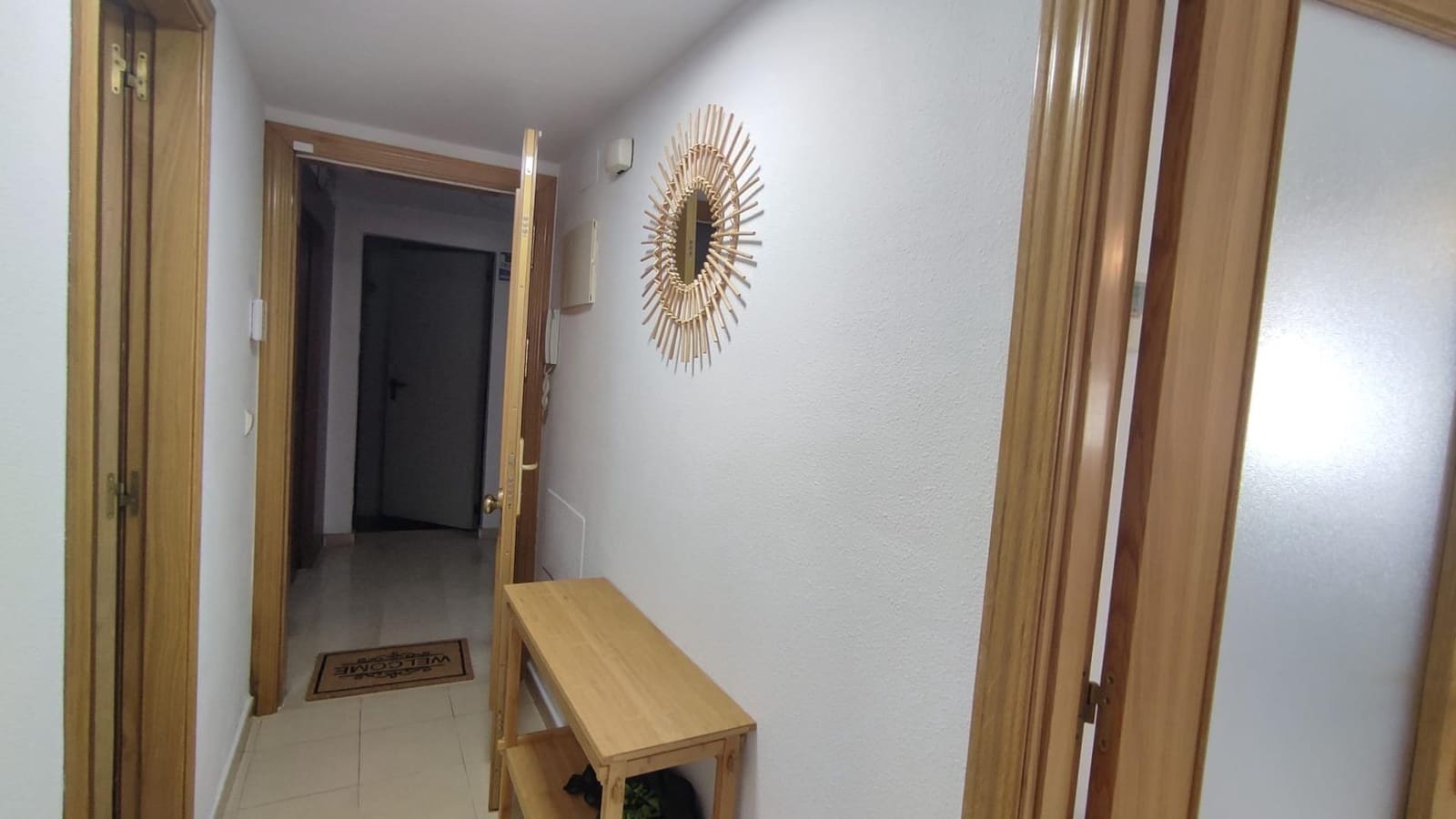 1 soverom Leilighet til leie i Alicante by - € 1 200 (Ref: 9962790)