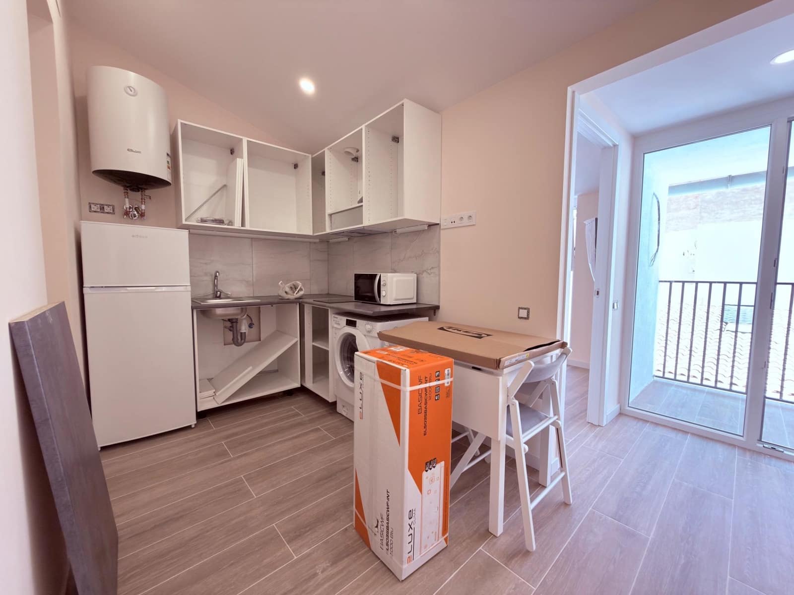 10 bedroom Apartment for sale in Alicante / Alacant city - € 1,050,000 (Ref: 9965368)