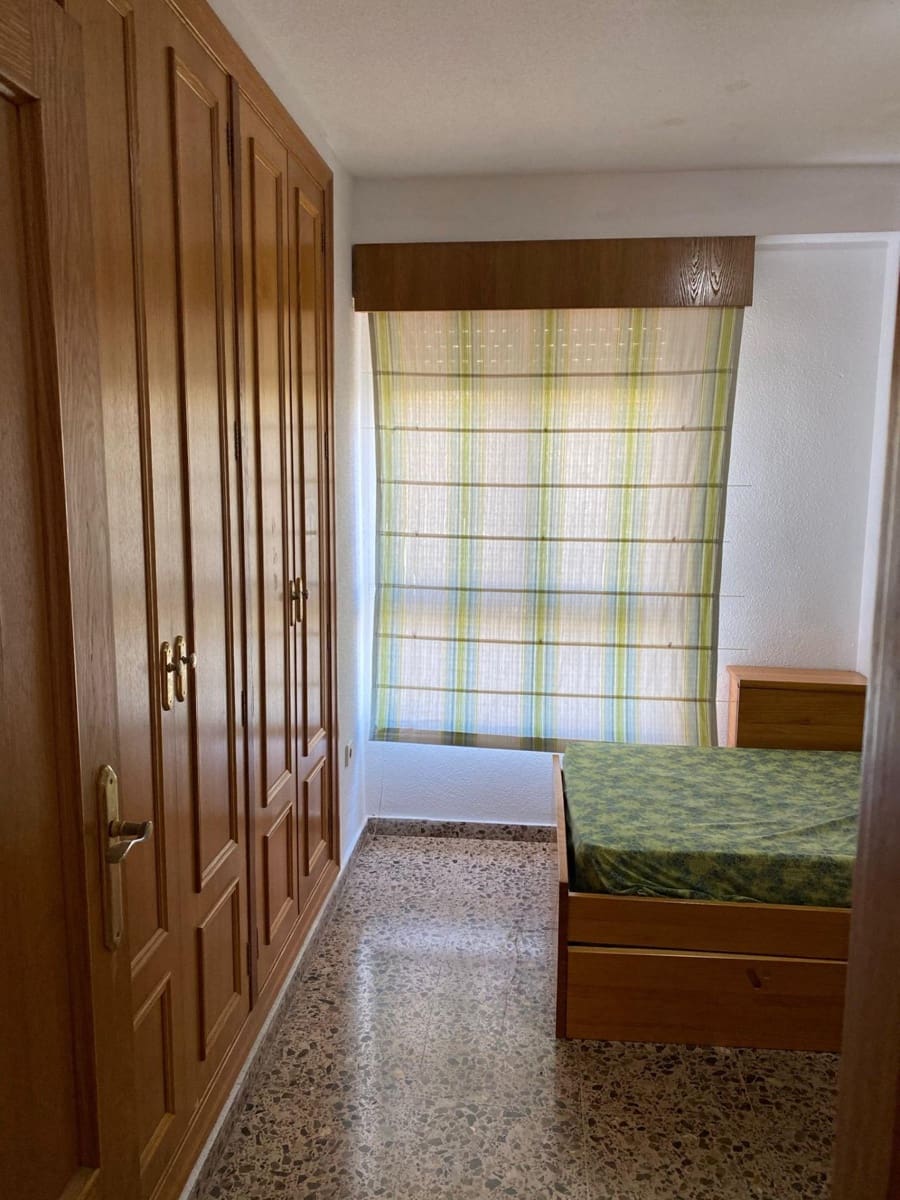 3 bedroom Flat for rent in Playa de San Juan with pool garage - € 1,450 (Ref: 9970724)