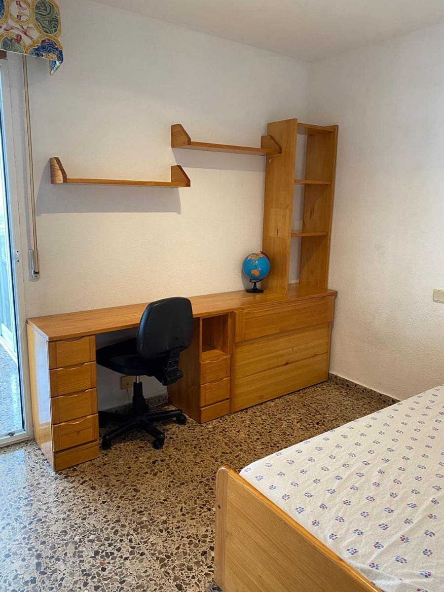 3 bedroom Flat for rent in Playa de San Juan with pool garage - € 1,450 (Ref: 9970724)