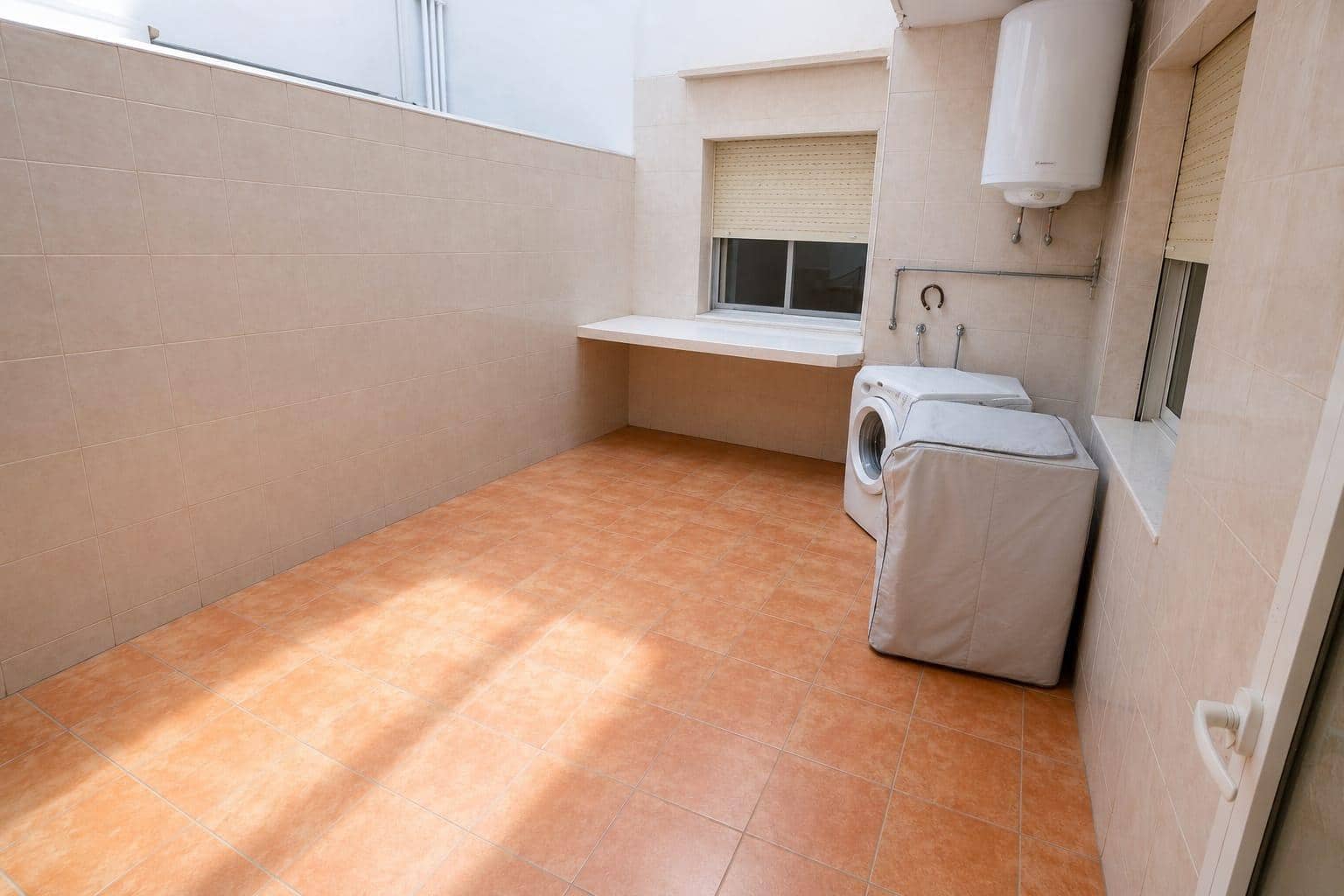 4 soveværelse Lejlighed til salg i Alicante by - € 285.000 (Ref: 9973396)