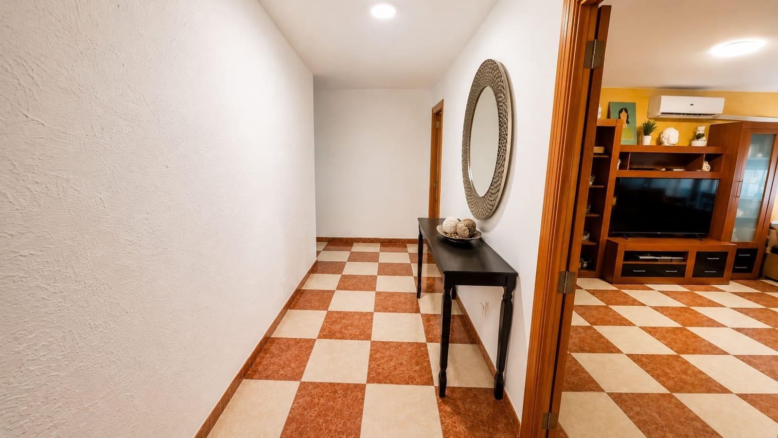 4 soveværelse Lejlighed til salg i Alicante by - € 285.000 (Ref: 9973396)