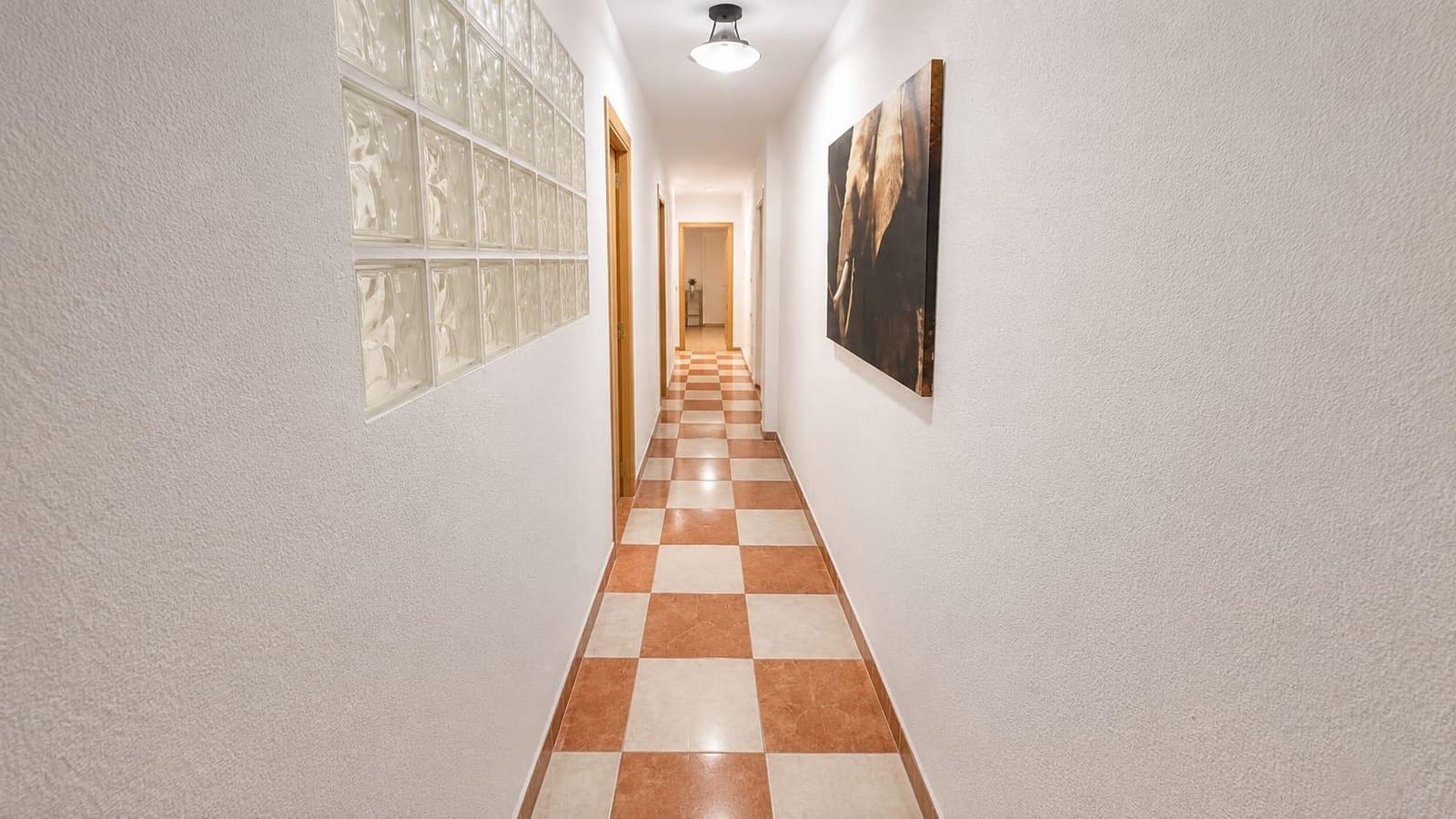 4 soveværelse Lejlighed til salg i Alicante by - € 285.000 (Ref: 9973396)