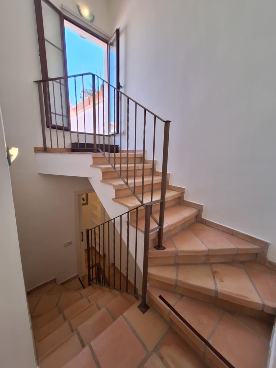 Bungalow de 3 habitaciones en Finestrat en venta con piscina - 335.000 € (Ref: 9973397)