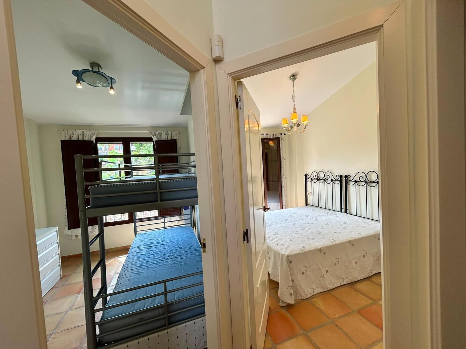 Bungalow de 3 habitaciones en Finestrat en venta con piscina - 335.000 € (Ref: 9973397)