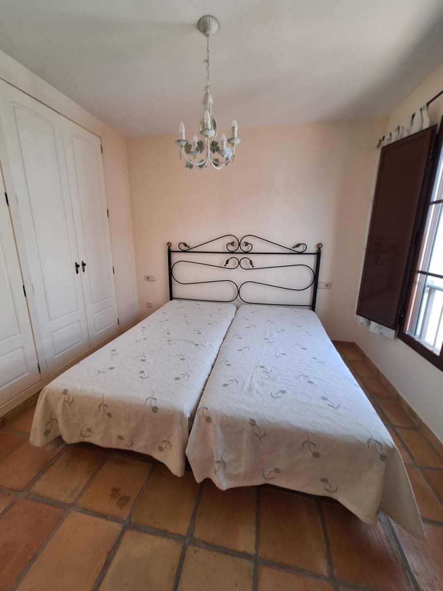 Bungalow de 3 habitaciones en Finestrat en venta con piscina - 335.000 € (Ref: 9973397)