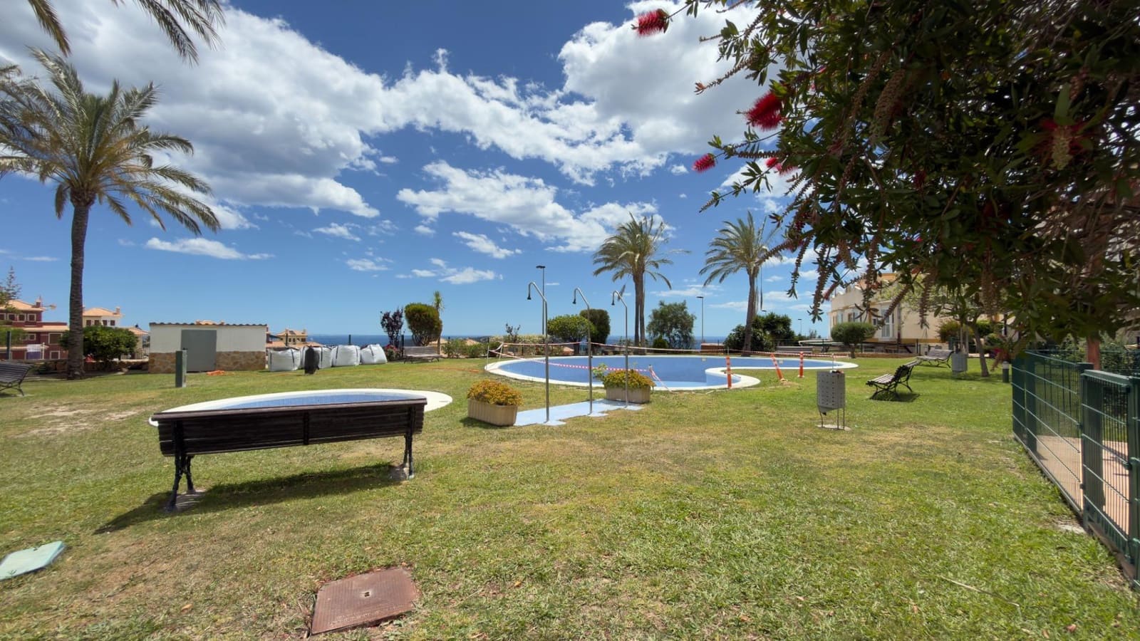 3 bedroom Bungalow for rent in Finestrat with pool garage - € 3,500 (Ref: 9973398)