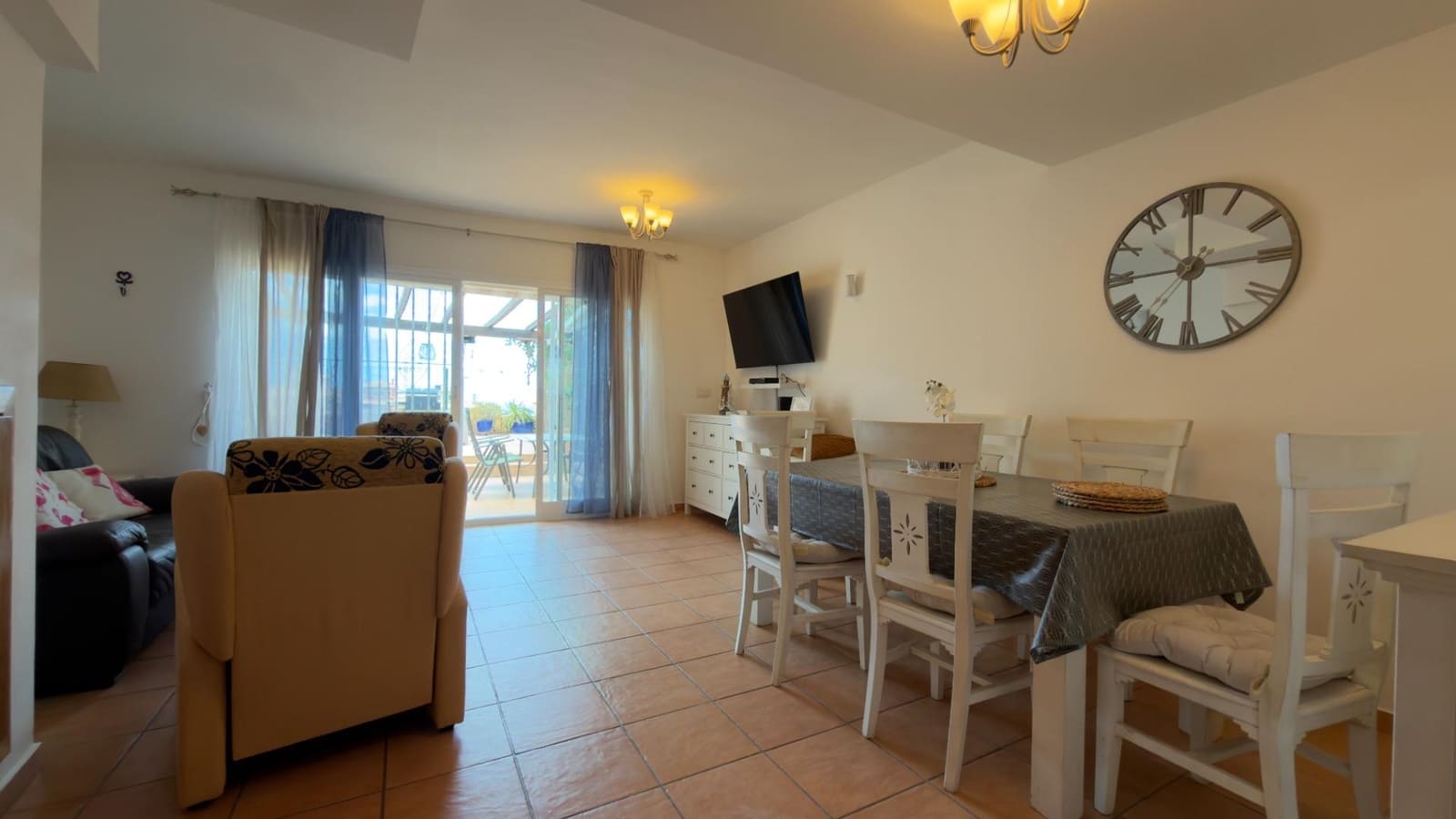 3 bedroom Bungalow for rent in Finestrat with pool garage - € 3,500 (Ref: 9973398)