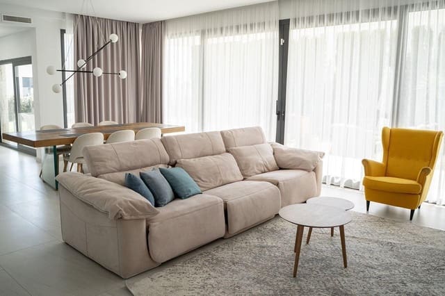 4 sypialnia Willa na sprzedaż w Finestrat z basenem garażem - 1 170 000 € (Ref: 9975532)