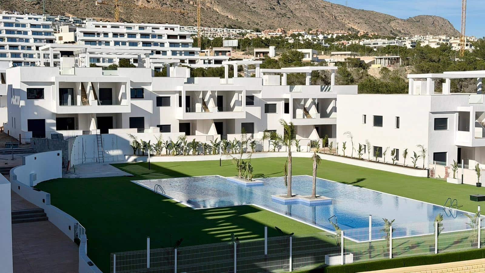 2 Zimmer Bungalow zu verkaufen in Finestrat mit Pool Garage - 399.000 € (Ref: 9978970)