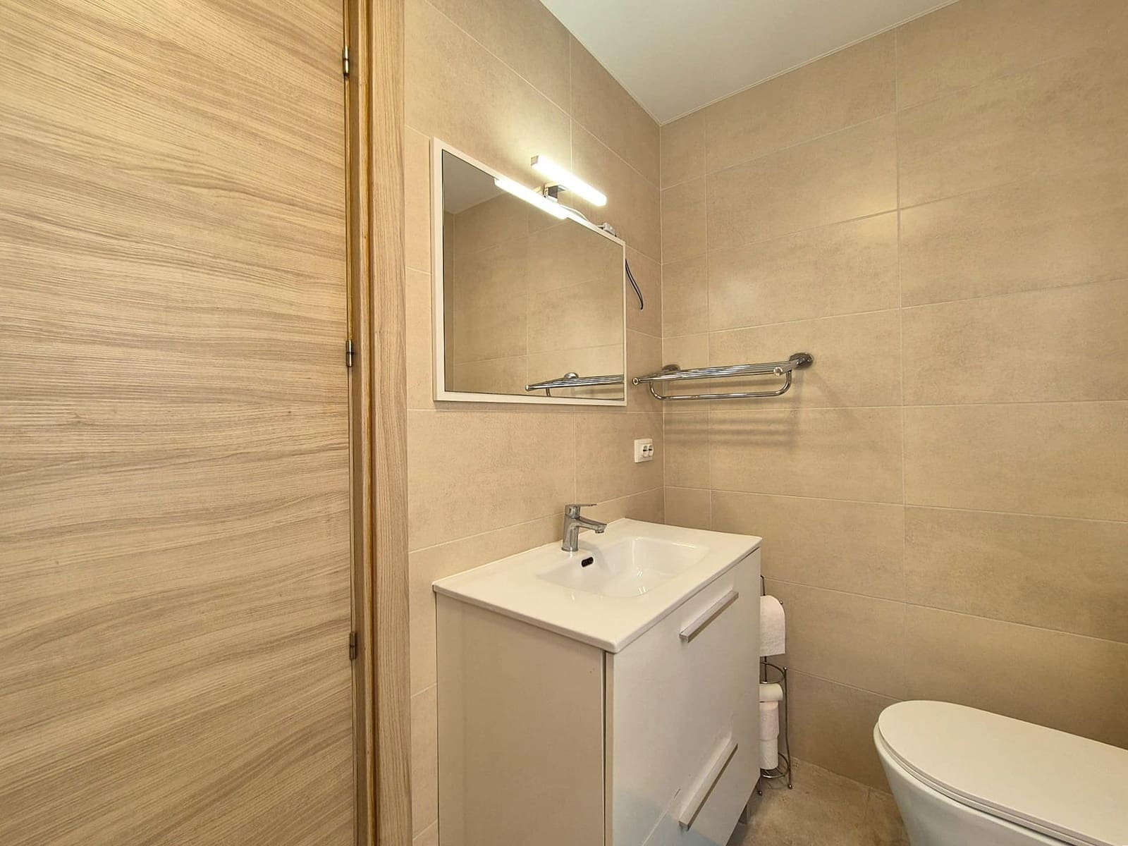 2 makuuhuone Huoneisto myytävänä paikassa Alicante kaupunki - 175 000 € (Ref: 9990804)