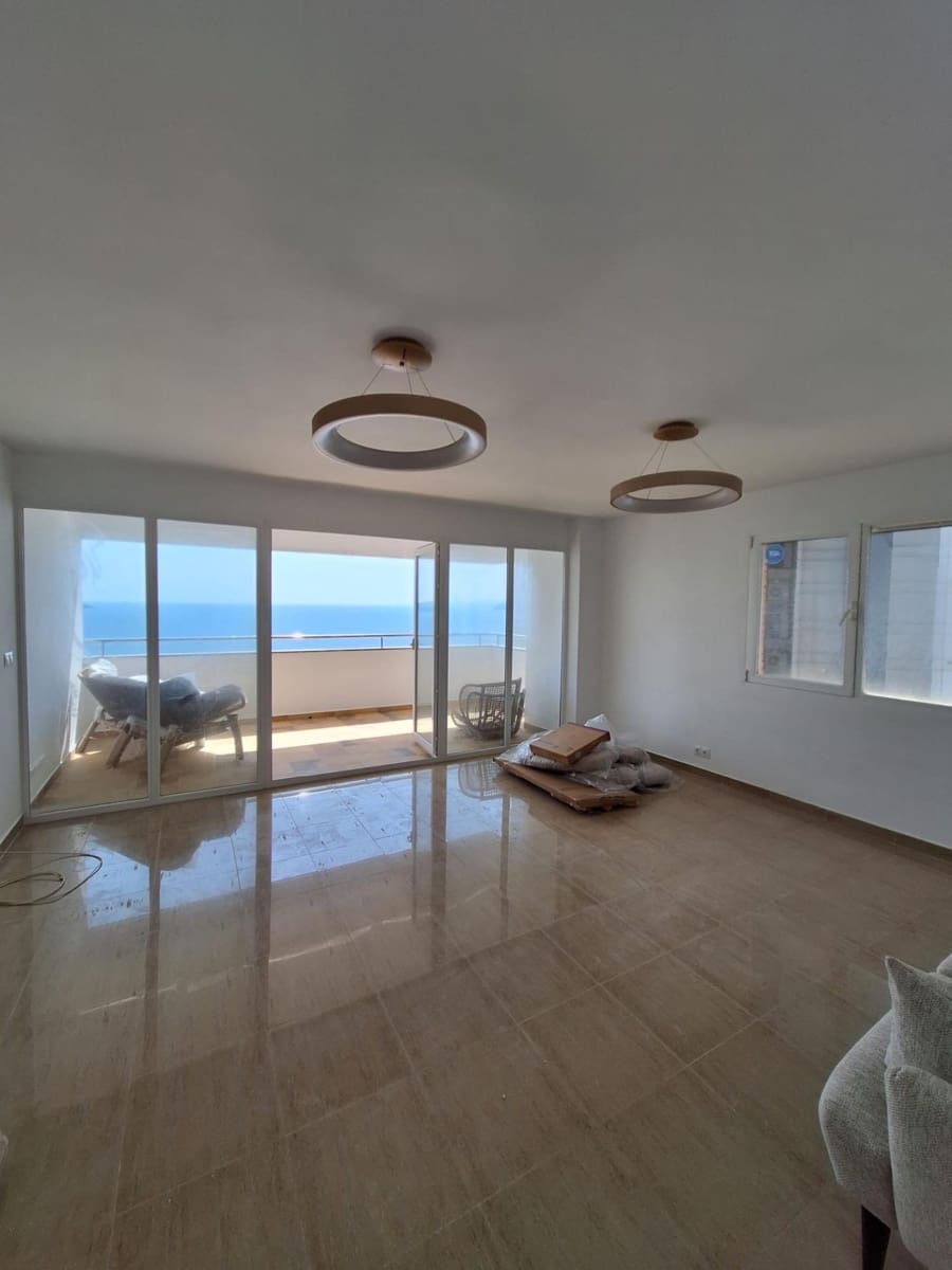 3 soverom Leilighet til salgs i Benidorm med svømmebasseng - € 450 000 (Ref: 9994336)