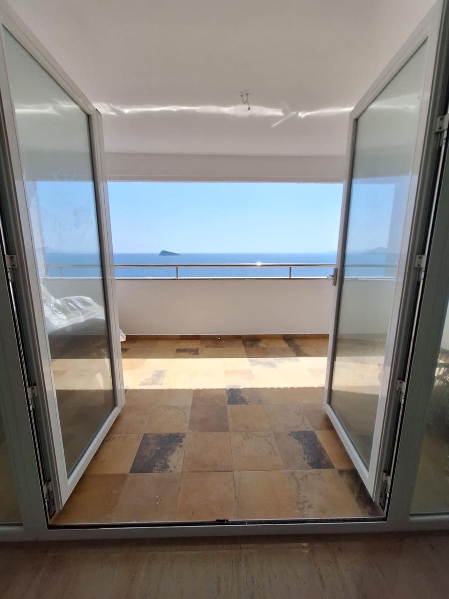3 soverom Leilighet til salgs i Benidorm med svømmebasseng - € 450 000 (Ref: 9994336)