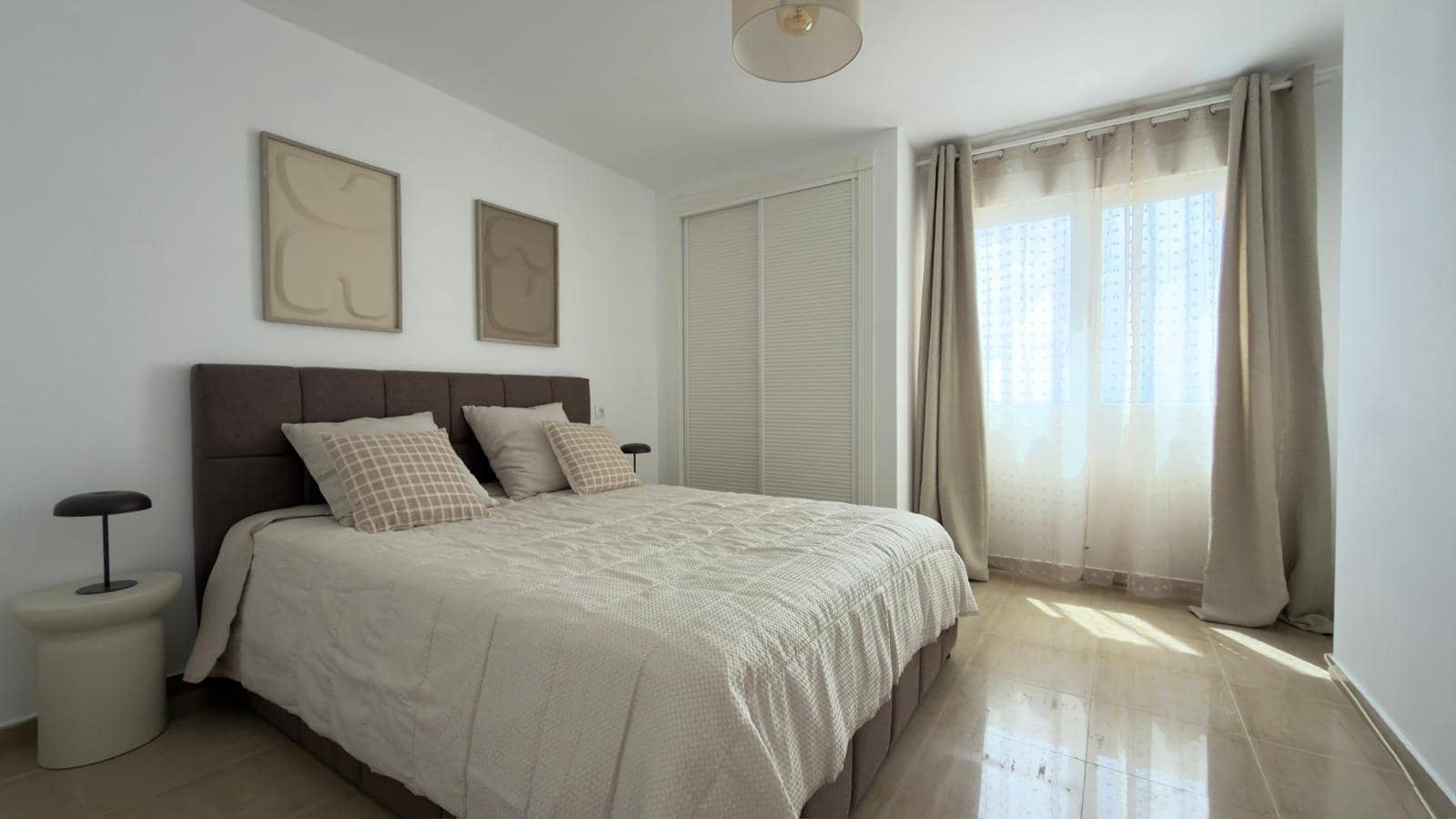 3 quarto Apartamento para venda em Benidorm com piscina - 450 000 € (Ref: 9994336)